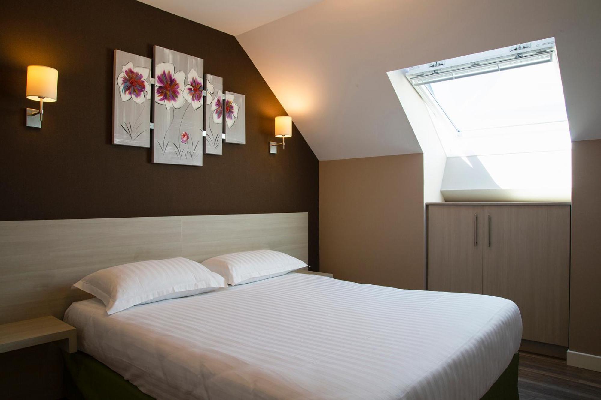 Park Hotel & Appartements Cholet Pokoj fotografie